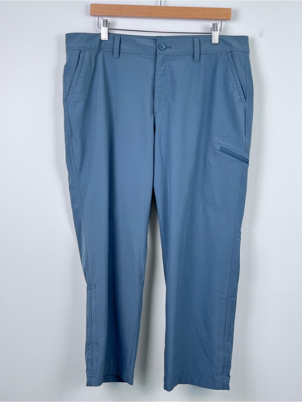 Eddie Bauer Women's Stretch Ripstop Crop Hiking Pants Size 12; Gorpcore, Outdoor